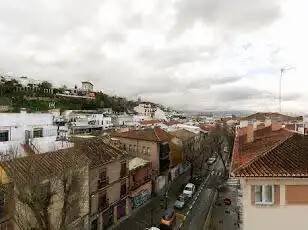 Piso de 70 m² en Granada