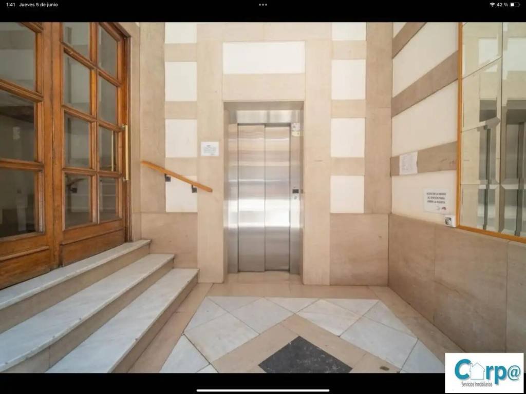 Piso de 189 m² en Pamplona