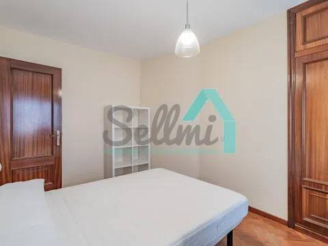 Piso de 110 m² en Oviedo