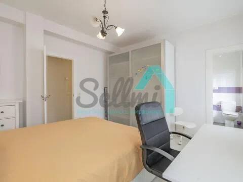 Piso de 93 m² en Oviedo