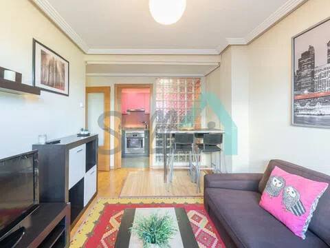 Piso de 57 m² en Oviedo
