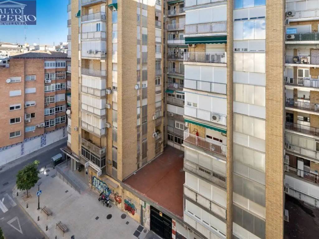 Piso de 105 m² en Granada