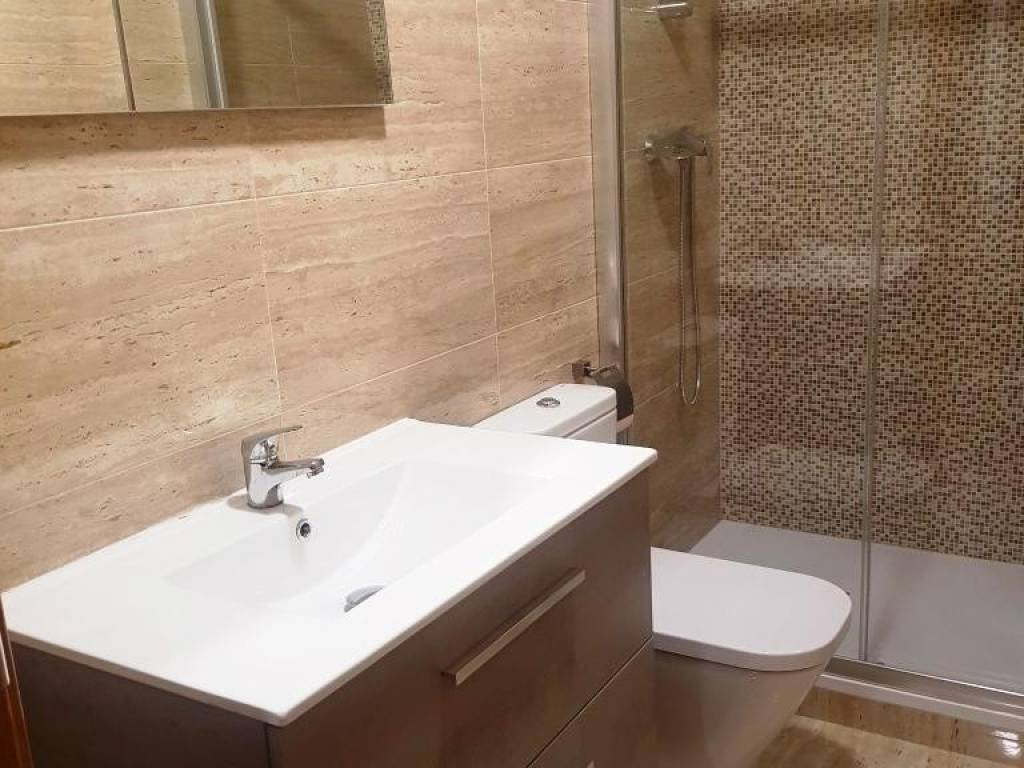 Habitación 120 m², Ourense