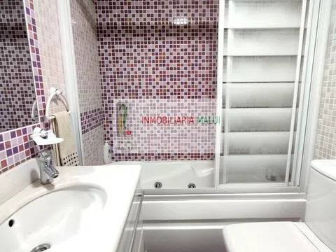Pis de 64 m² a Oviedo