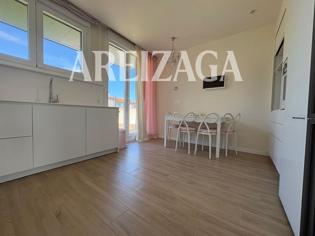 Casa de 200 m² en San Sebastián