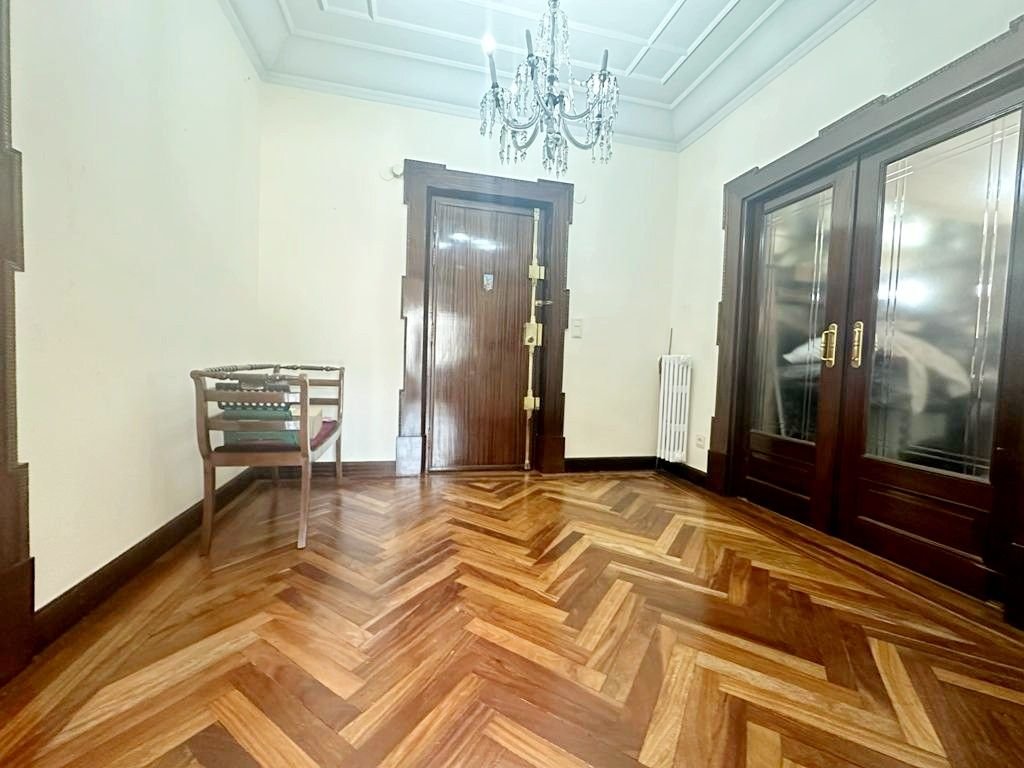 Piso de 210 m² en Bilbao