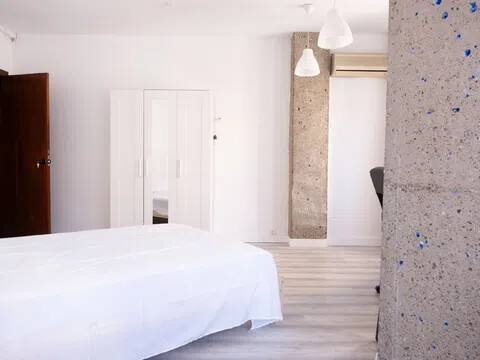 Habitación 140 m², Lérida