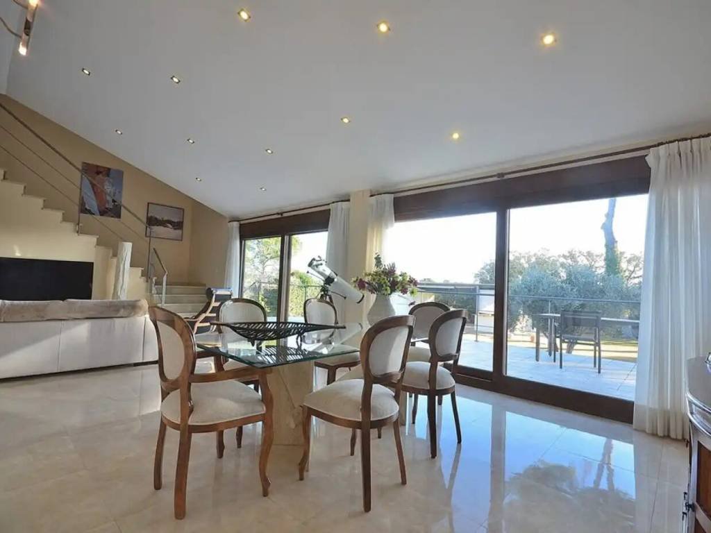 Casa de 350 m² en Albacete