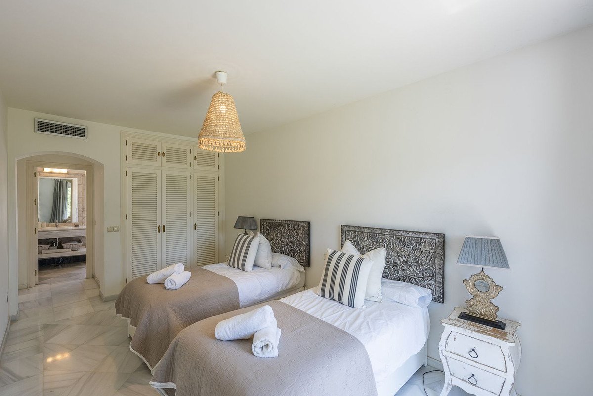 Casa de 319 m² en Estepona