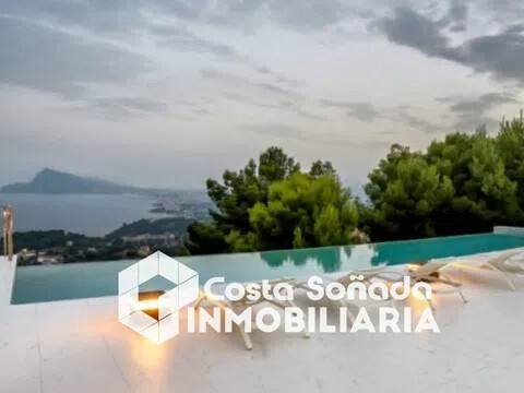 Casa de 1500 m² en Altea