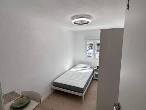 Habitación 100 m², Almería