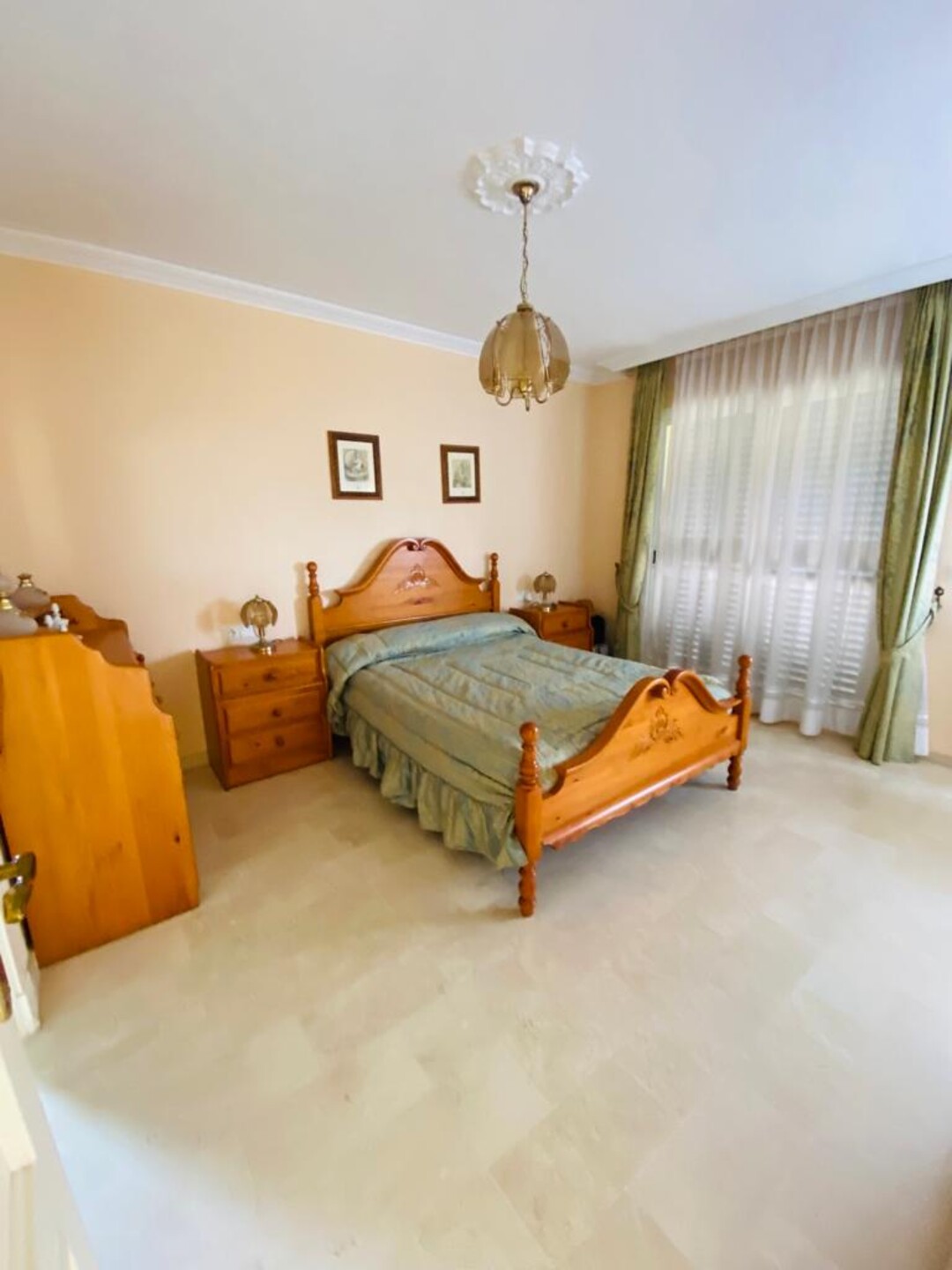 Casa de 140 m² en Algeciras
