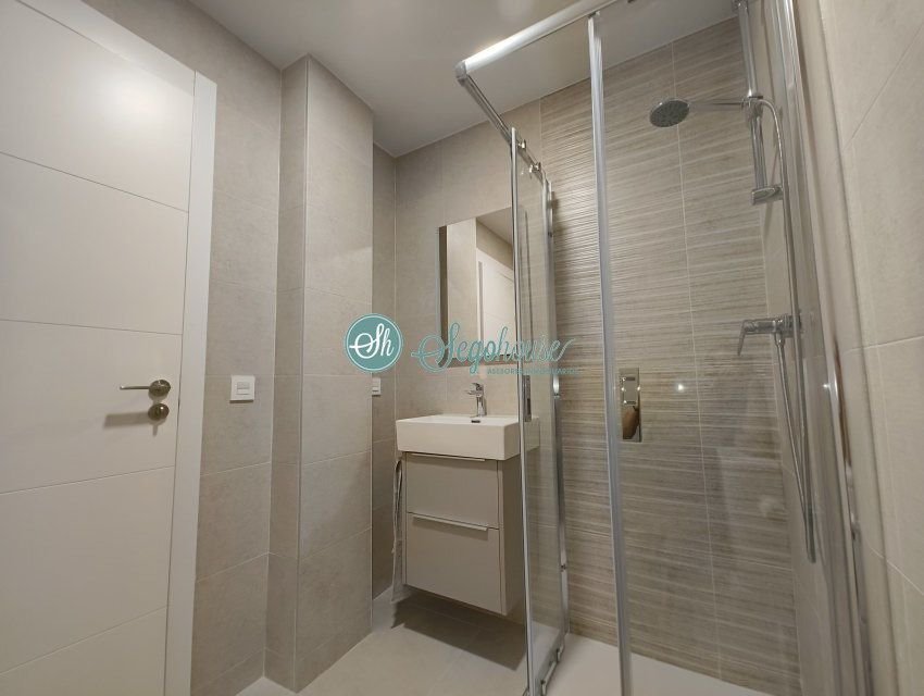 Piso de 90 m² en Segovia