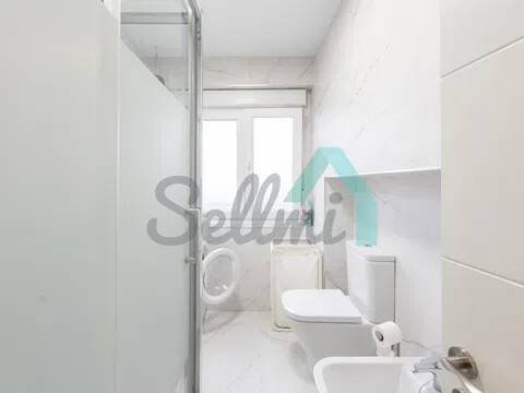 Piso de 79 m² en Oviedo