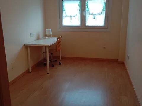 Piso de 75 m² en Barreiros