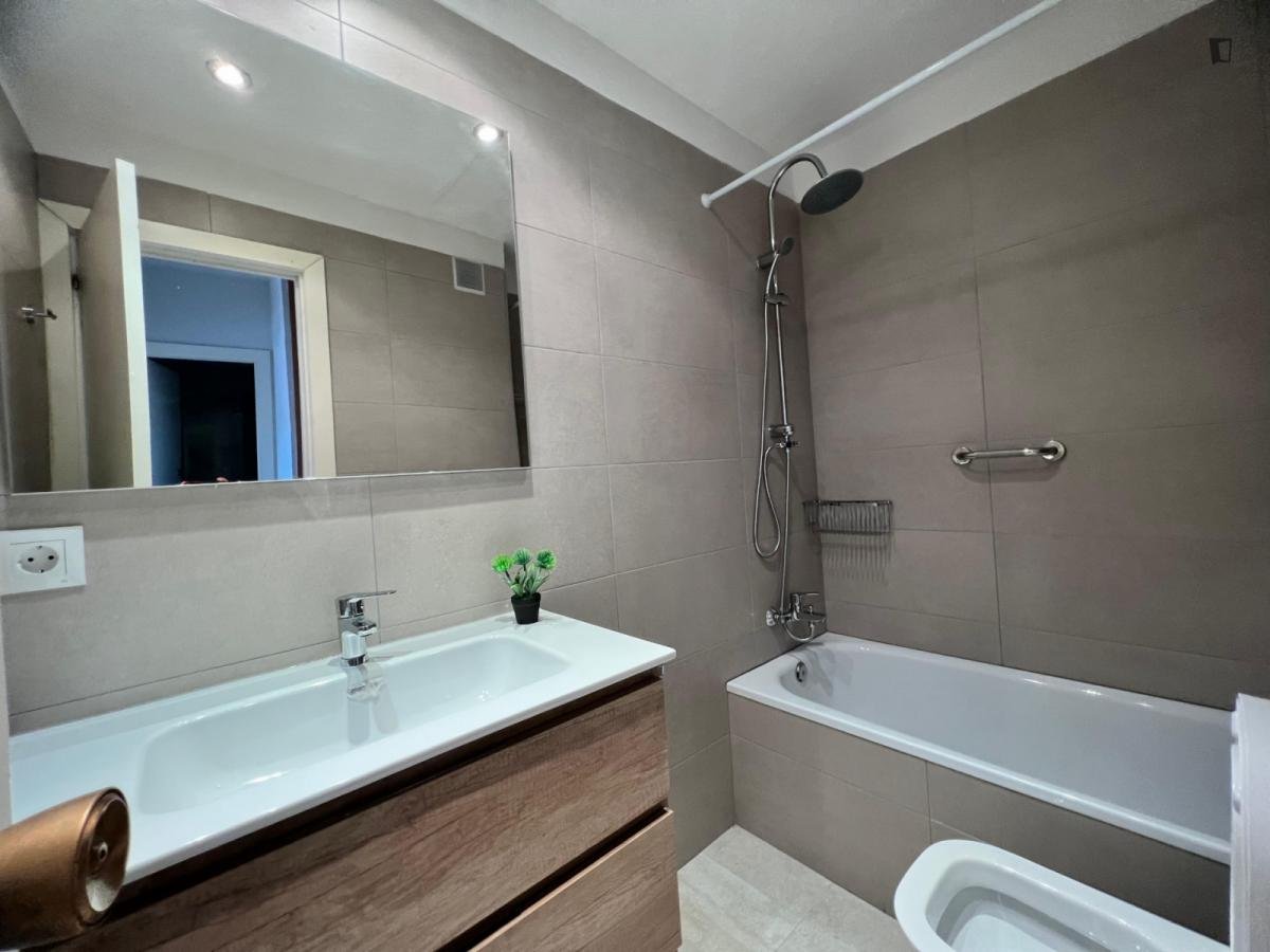 Habitació de lloguer, Madrid