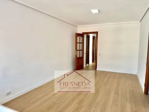 Piso de 87 m² en Oviedo