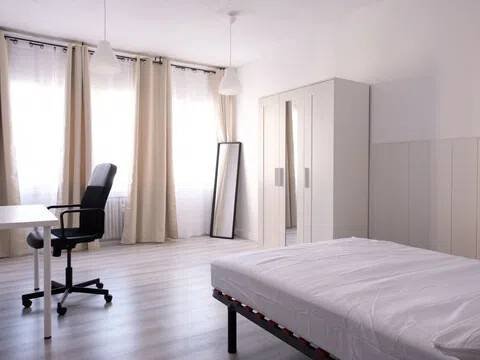Habitación 140 m², Lérida