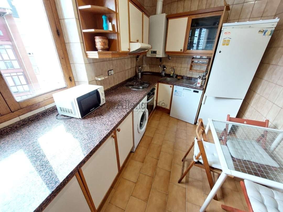 Piso de 99 m² en Oviedo