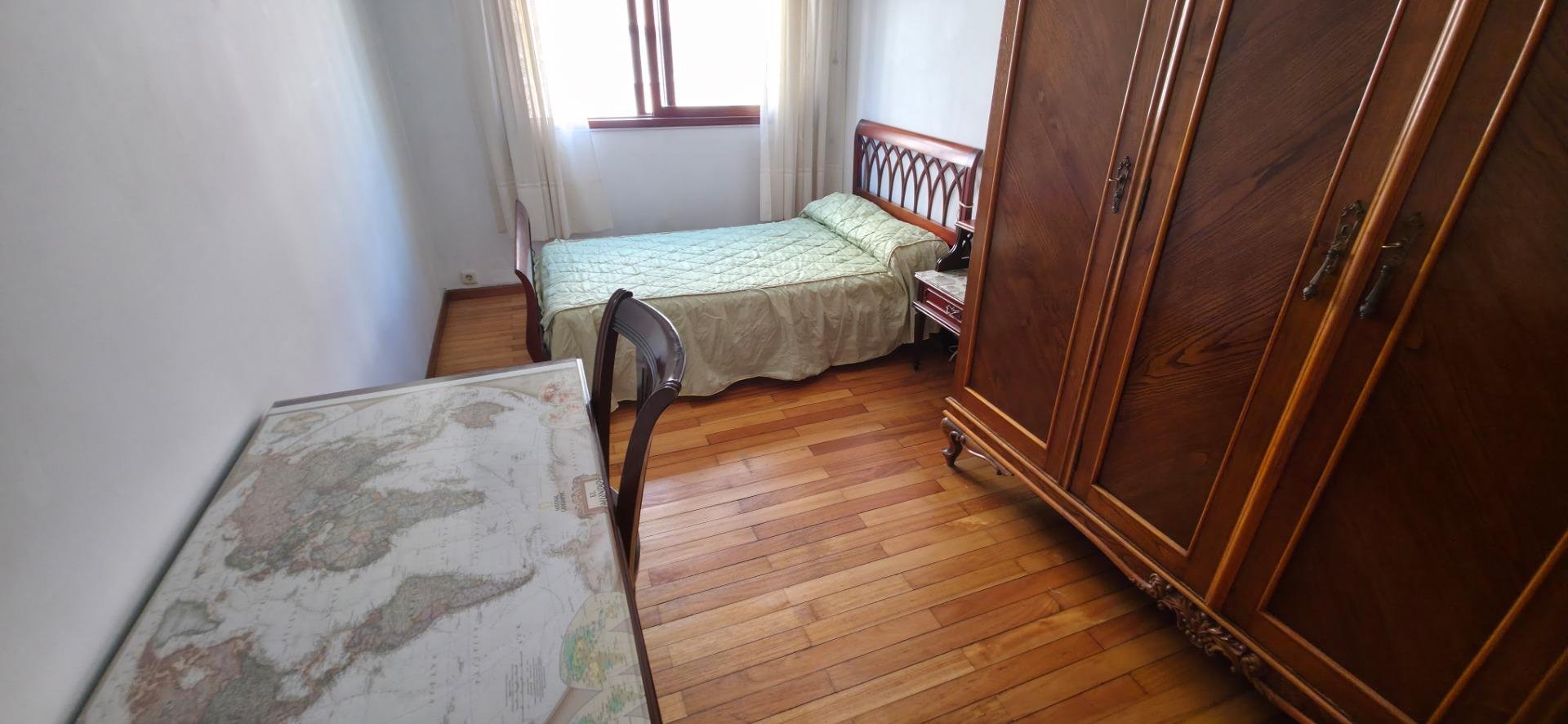 Piso de 108 m² en Santiago de Compostela