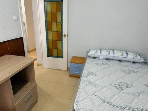 Habitación 140 m², Lérida
