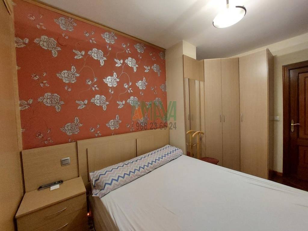 Piso de 85 m² en Ourense