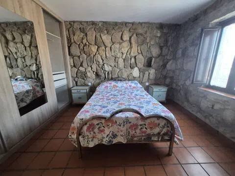 Casa de 140 m² en Gemuño