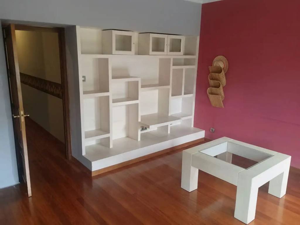 Piso de 160 m² en Oviedo