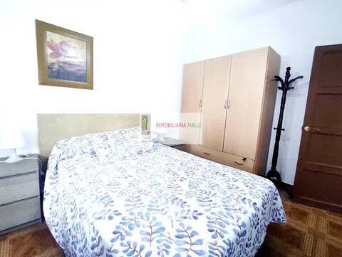 Piso de 100 m² en Oviedo