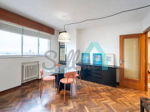 Piso de 140 m² en Oviedo
