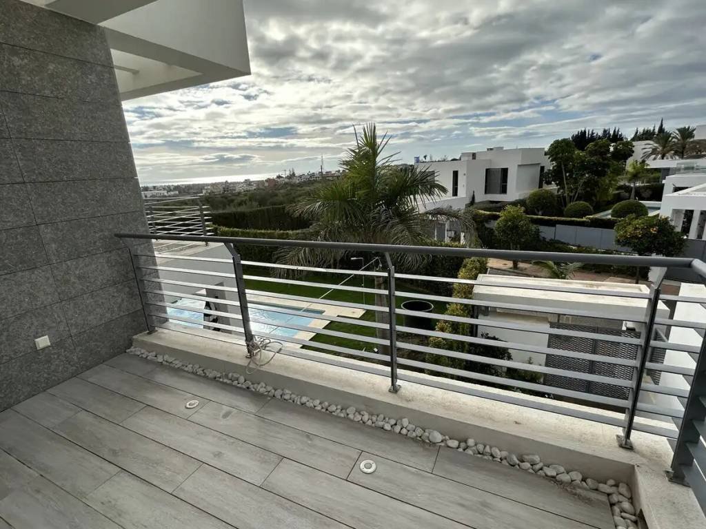 Casa de 435 m² en Estepona