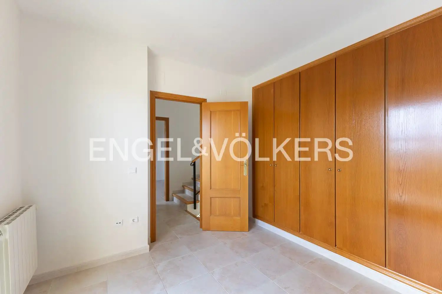 Casa de 250 m² a Riba-roja de Túria