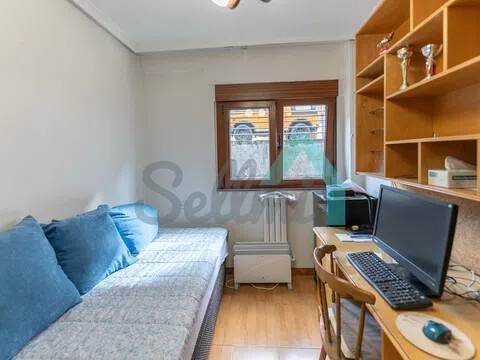 Piso de 75 m² en Aller
