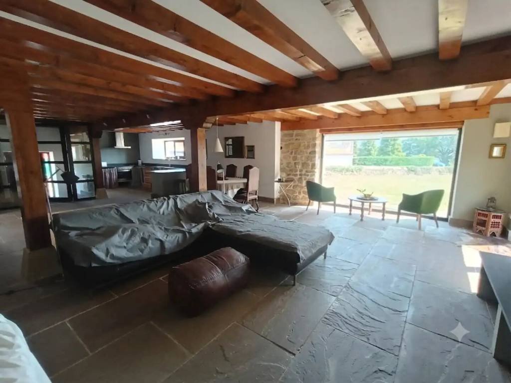 Casa de 215 m² en Molledo