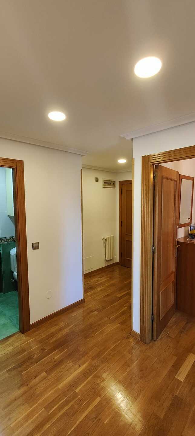 Piso de 82 m² en Oviedo