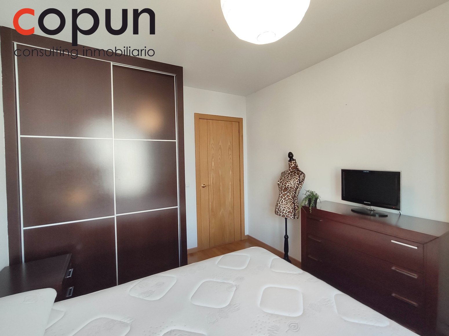 Piso de 80 m² en Oviedo