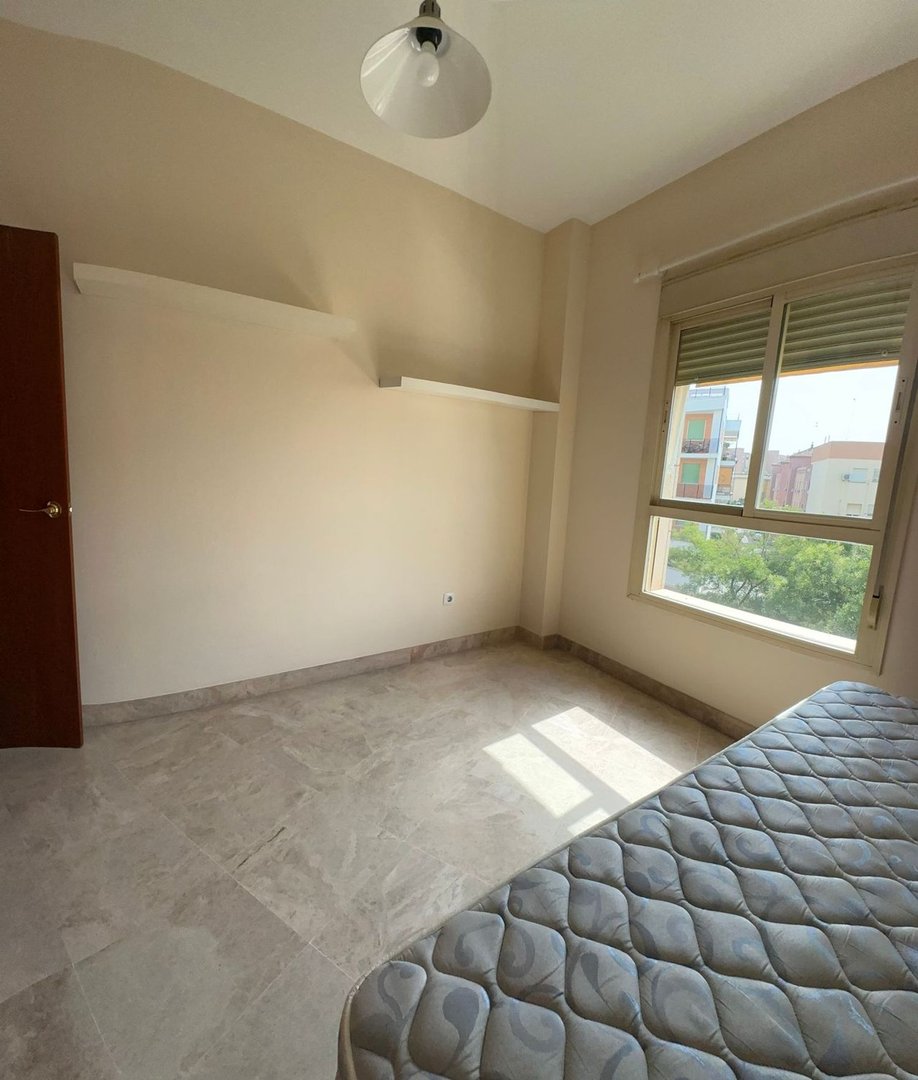 Piso de 90 m² en Sevilla