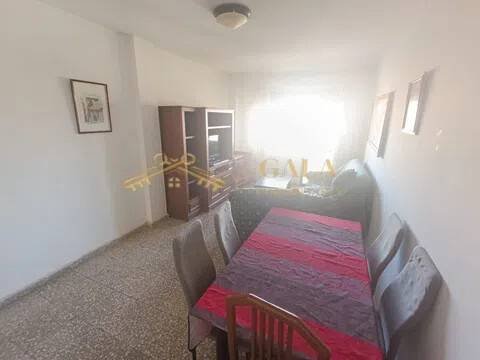 Piso de 90 m² en Cáceres