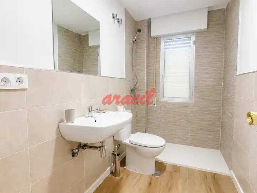 Pis de 120 m² a Ourense