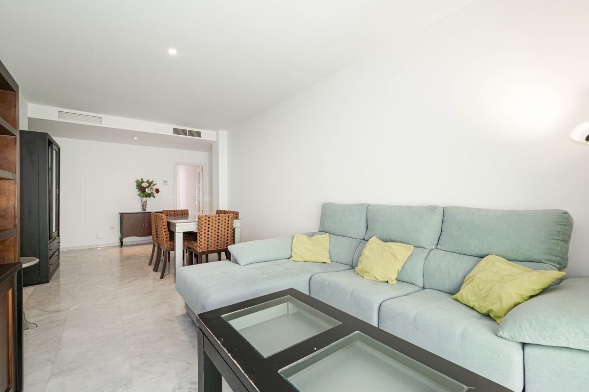 Wohnung 80 m² in Sevilla