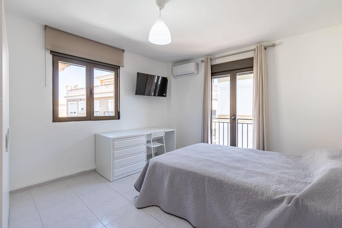 Appartement 90 m² à Armilla