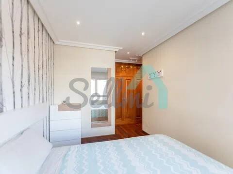Piso de 112 m² en Oviedo
