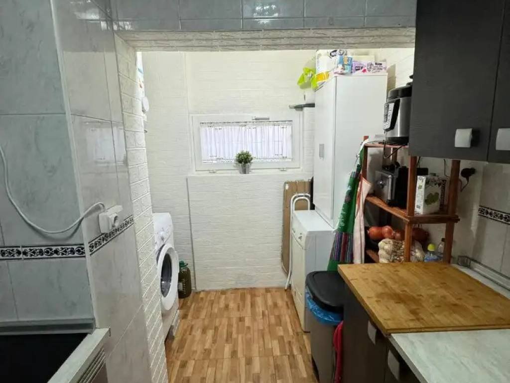 Wohnung 120 m² in Granada