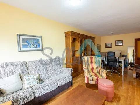 Piso de 126 m² en Oviedo