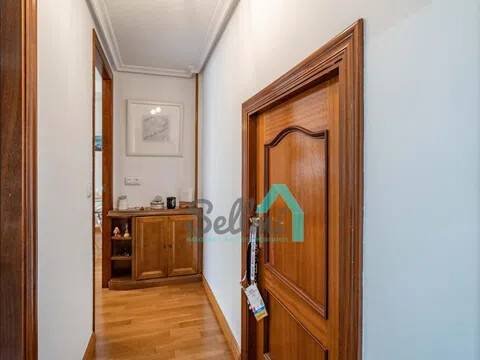 Piso de 58 m² en Oviedo