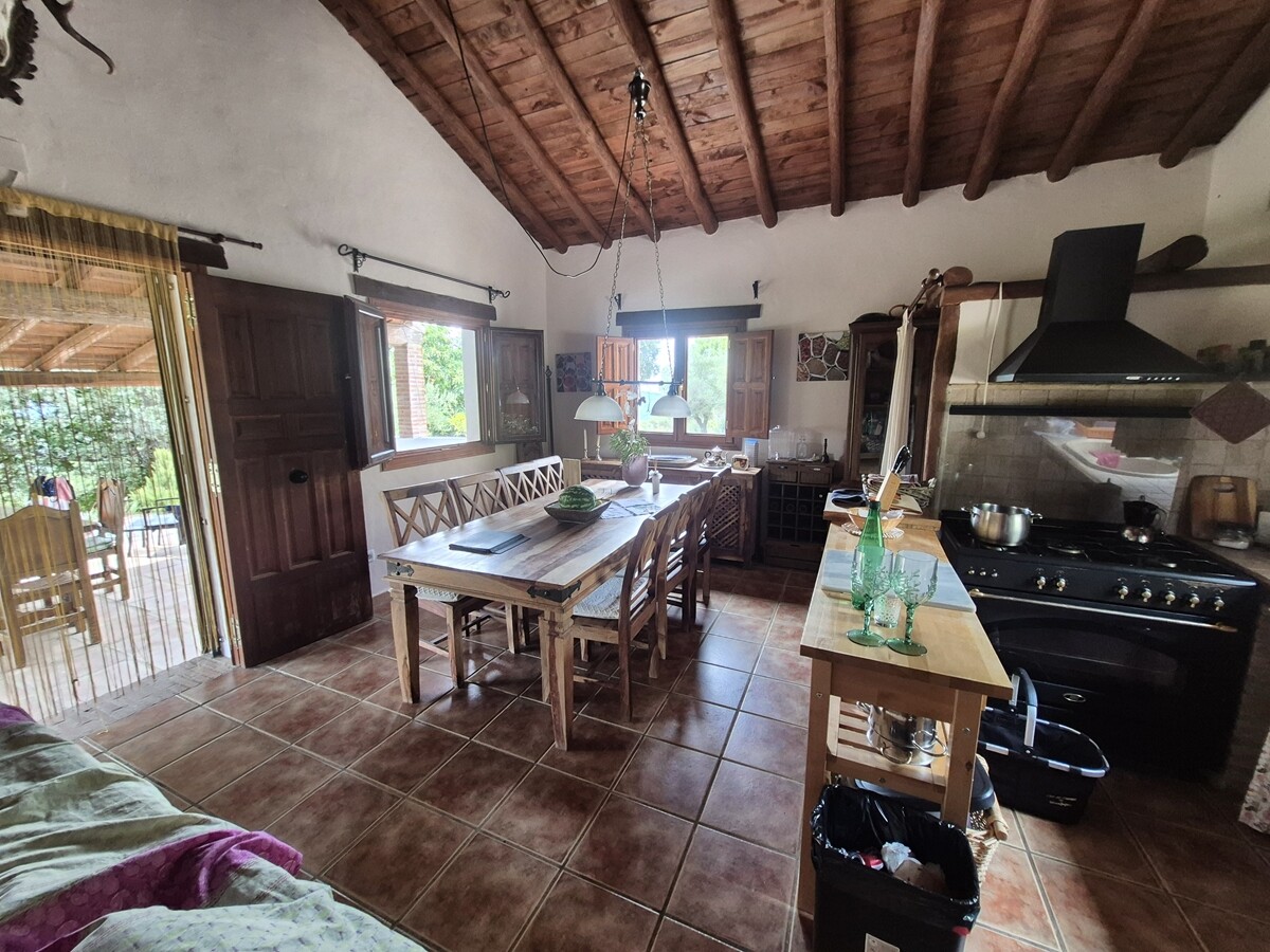 Квартира 225 м² в Jubrique