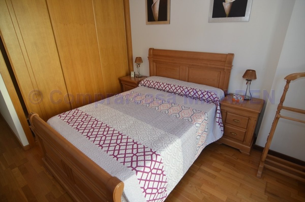 Piso de 90 m² en Boiro