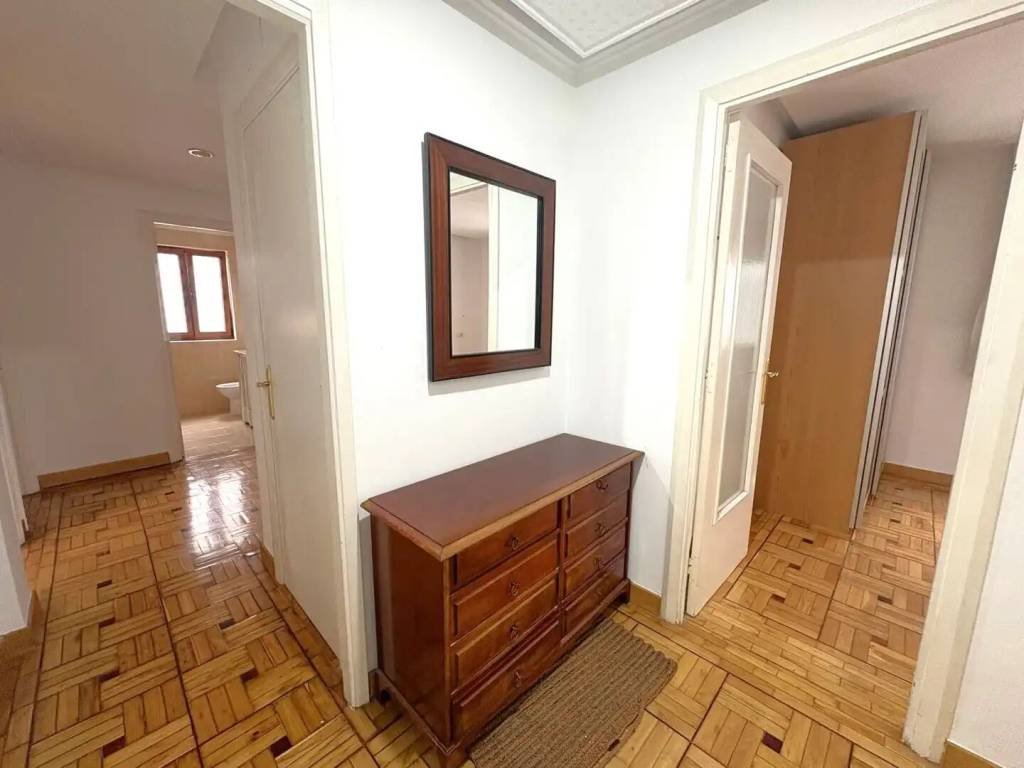 Pis de 90 m² a Oviedo