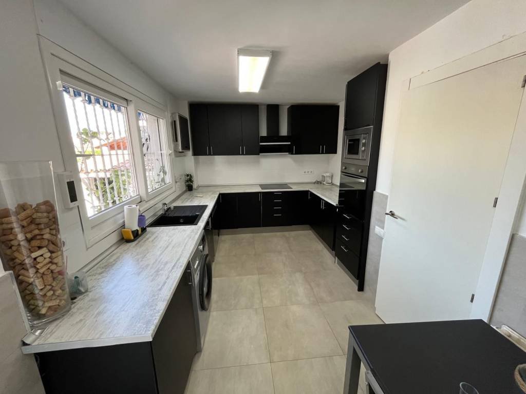 Casa de 238 m² en l'Eliana