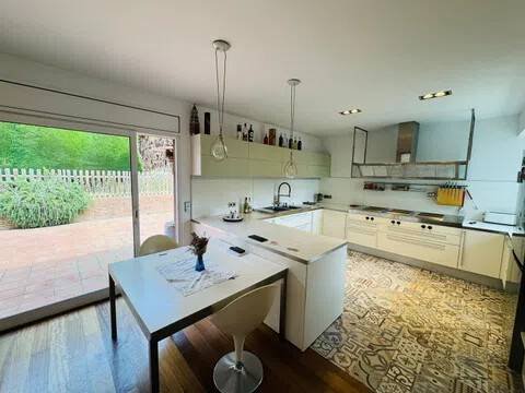 Habitación 450 m², Gerona